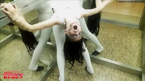 Bendy Flexible Girl With Long Legs - Watch4Fetish