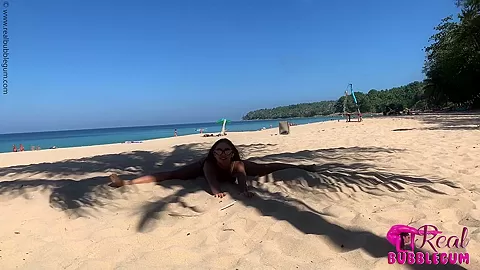 Beautiful Girl With Nice Ass Stretching - Watch4Fetish