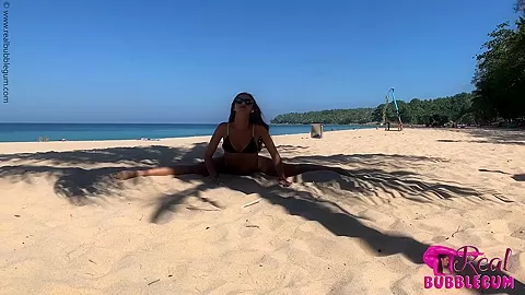 Beautiful Girl With Nice Ass Stretching - Watch4Fetish