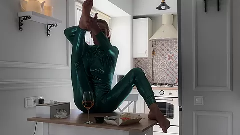 Unusual Breakfast - Watch4Fetish