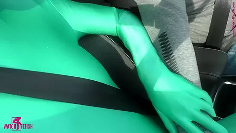 Hot Blowjob In The Car - Watch4Fetish