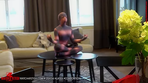 An Evening In A Catsuit With A Dildo - Watch4Fetish