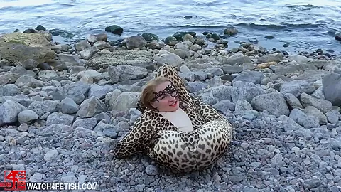 Beach Feeling In Zentai - Watch4Fetish