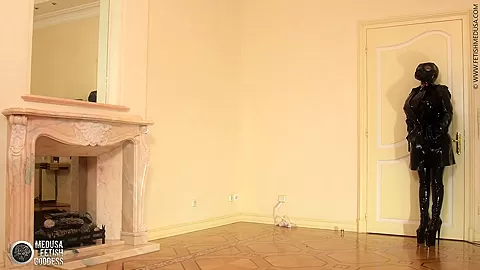 Gas Mask Dance - Watch4Fetish