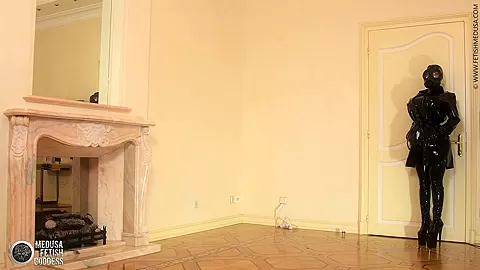 Gas Mask Dance - Watch4Fetish
