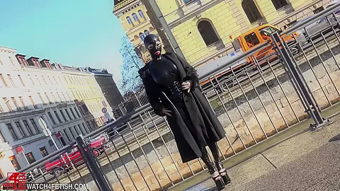 Walk Through The City - Watch4Fetish
