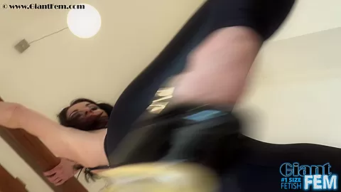 Slave And Tall Woman - Watch4Fetish