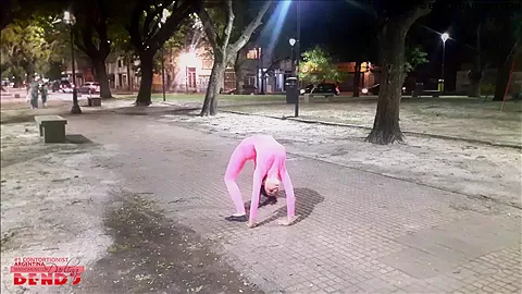 At Night In The Park - Watch4Fetish