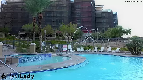 Sexy Pool Performance - Watch4Fetish