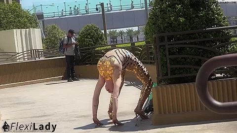 Flexible Trip Through Vegas - Watch4Fetish