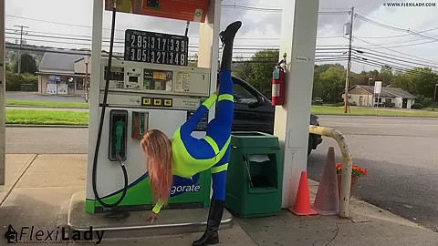 Short Flexible Break At The Gas Station - Watch4Fetish