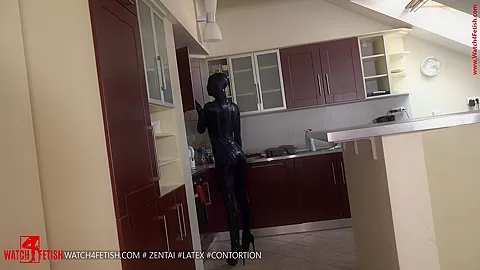 Alexa Flexible In Zentai - Watch4Fetish