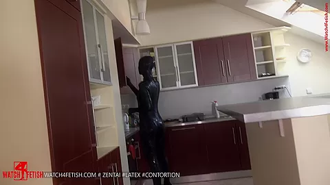 Alexa Flexible In Zentai - Watch4Fetish