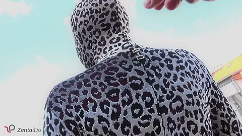 Undressing In Spandex - Watch4Fetish