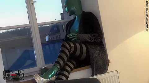 Flexible In Shiny Catsuit - Watch4Fetish