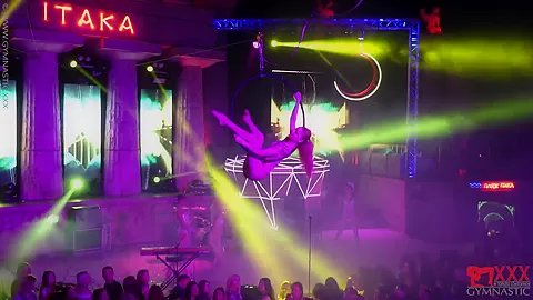 Enjoy My Flexi Show - Watch4Fetish