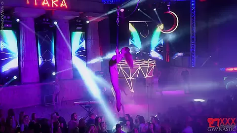 Enjoy My Flexi Show - Watch4Fetish