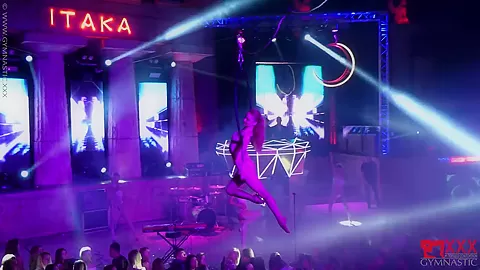 Enjoy My Flexi Show - Watch4Fetish
