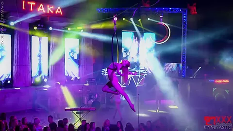 Enjoy My Flexi Show - Watch4Fetish