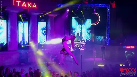 Enjoy My Flexi Show - Watch4Fetish