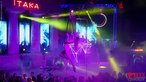Enjoy My Flexi Show - Watch4Fetish