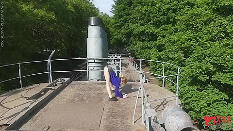 Flexible Adventure On A Ship - Watch4Fetish