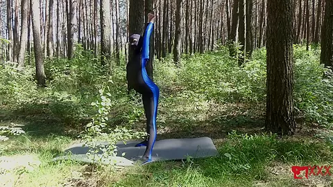 Contortion Outdoors - Watch4Fetish