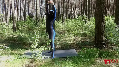 Contortion Outdoors - Watch4Fetish