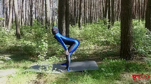Contortion Outdoors - Watch4Fetish