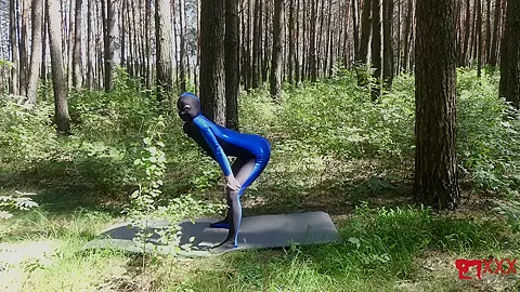 Contortion Outdoors - Watch4Fetish