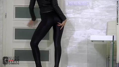 Flexible Training Naked - Watch4Fetish