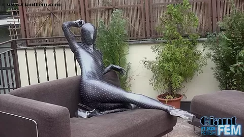 Amazing Long Legs - Watch4Fetish