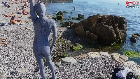 Flexi Zentai On The Beach - Watch4Fetish