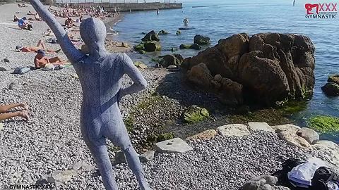 Flexi Zentai On The Beach - Watch4Fetish