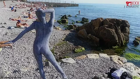 Flexi Zentai On The Beach - Watch4Fetish