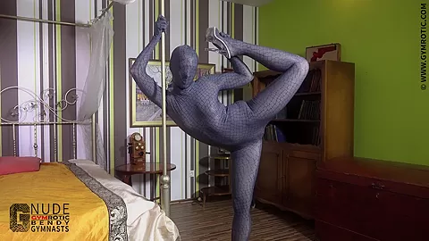 Amazing Flexible Nude Babe - Watch4Fetish