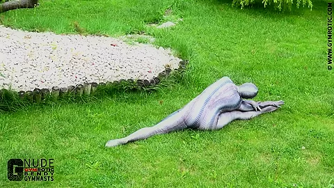 Flexible Zentaidoll In The Park - Watch4Fetish