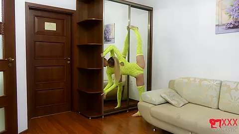 Yellow Spandex - Watch4Fetish