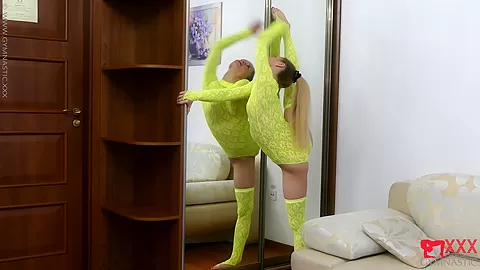 Yellow Spandex - Watch4Fetish