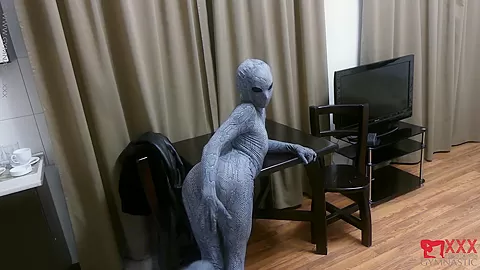 Spandex Lady After Work - Watch4Fetish