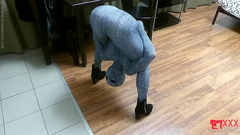 Spandex Lady After Work - Watch4Fetish