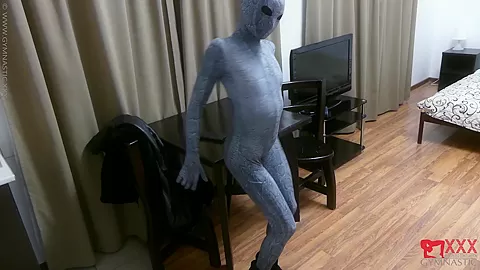 Spandex Lady After Work - Watch4Fetish