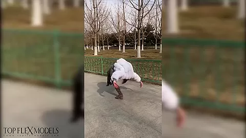 Outdoor Flexible Fun - Watch4Fetish