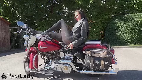 Harley Girl - Watch4Fetish