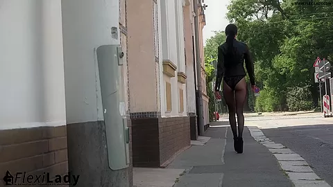 Flexible Legs In Pantyhose - Watch4Fetish
