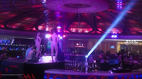 Flexible Evening Show - Watch4Fetish