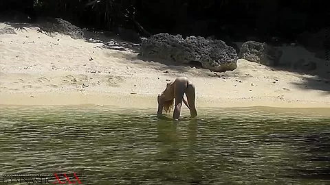 Private Moments On Summer Vacation - Watch4Fetish