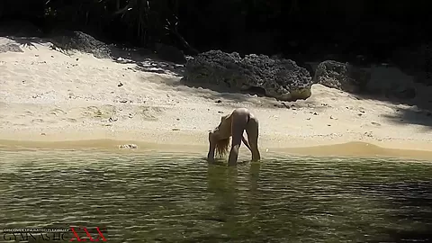 Private Moments On Summer Vacation - Watch4Fetish