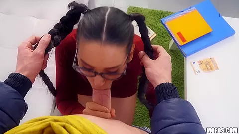 Jordi & Andreina DeLuxe in Lessons In Public Pickups - MofosNetwork