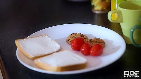 Blowjob for Breakfast - PornWorld